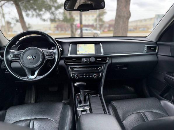 Kia Optima IV Рестайлинг с пробегом 2018 года, цена 2 140 000 рублей, 77600 км, седан, Автокод Объявления