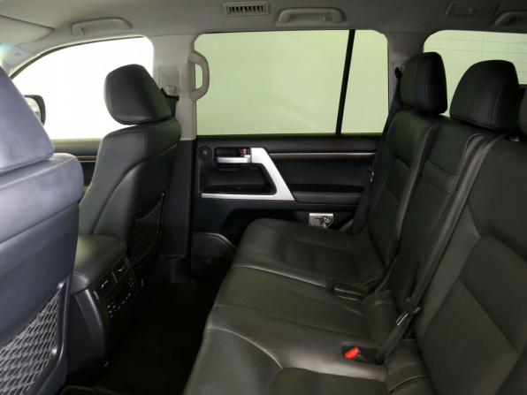 Toyota Land Cruiser 200 Series Рестайлинг 2 с пробегом 2020 года, цена 7 790 000 рублей, 111626 км, внедорожник, Автокод Объявления
