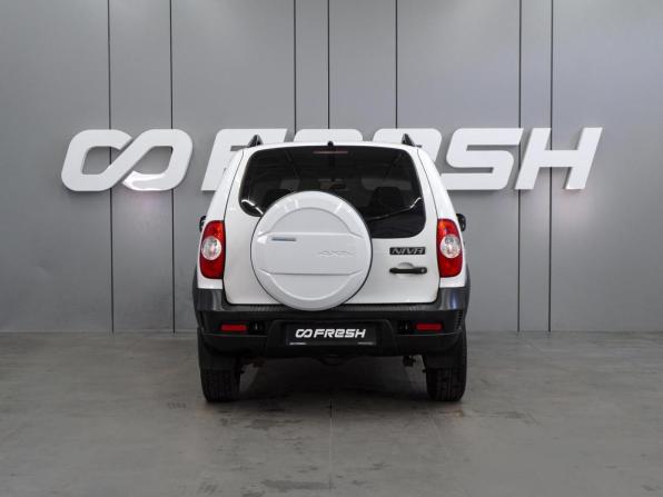 Chevrolet Niva I Рестайлинг с пробегом 2013 года, цена 519 000 рублей, 174428 км, внедорожник, Автокод Объявления