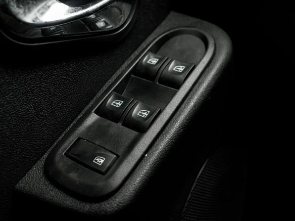 Renault Duster I Рестайлинг с пробегом 2018 года, цена 1 565 000 рублей, 103708 км, внедорожник, Автокод Объявления
