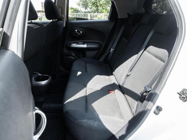 Nissan Juke I с пробегом 2012 года, цена 899 000 рублей, 205636 км, внедорожник, Автокод Объявления