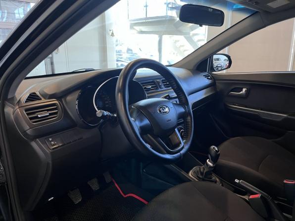 Kia Rio III с пробегом 2015 года, цена 695 000 рублей, 157658 км, седан, Автокод Объявления