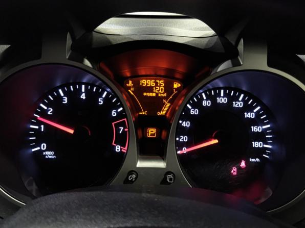 Nissan Juke I с пробегом 2014 года, цена 859 000 рублей, 199675 км, внедорожник, Автокод Объявления