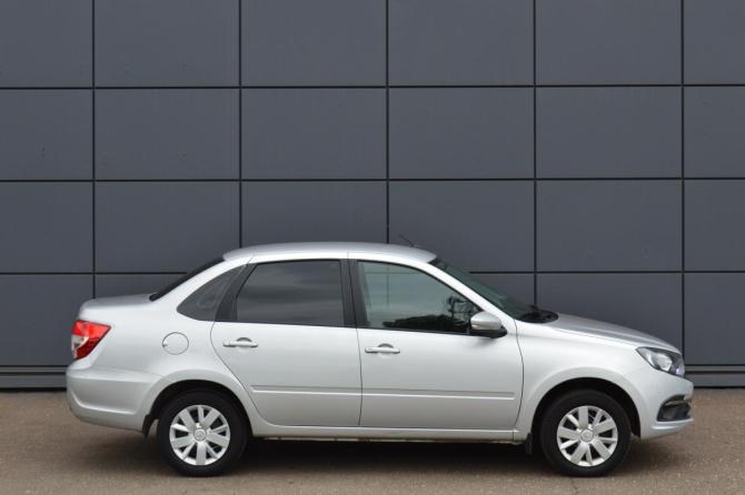Lada (ВАЗ) Granta I Рестайлинг с пробегом 2022 года, цена 600 000 рублей, 48350 км, седан, Автокод Объявления