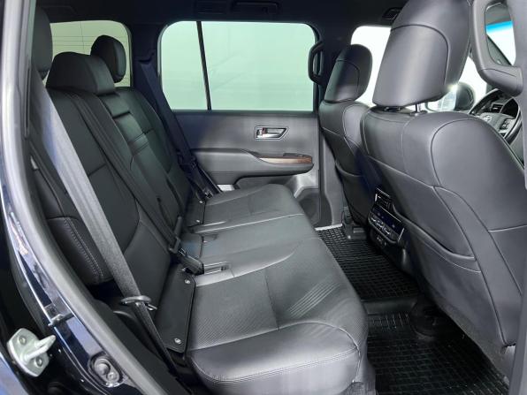 Toyota Land Cruiser 300 Series с пробегом 2023 года, цена 8 670 000 рублей, 133914 км, внедорожник, Автокод Объявления