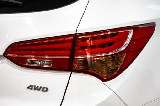 Hyundai Santa Fe III с пробегом 2013 года, цена 1 999 000 рублей, 127000 км, внедорожник, Автокод Объявления