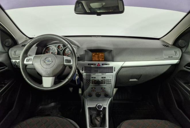 Opel Astra J Рестайлинг с пробегом 2012 года, цена 515 000 рублей, 225866 км, седан, Автокод Объявления