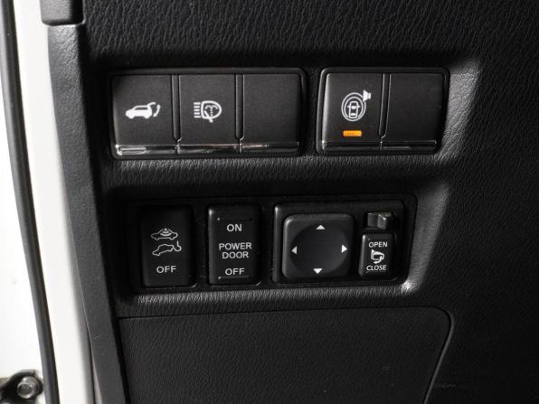 Nissan Patrol VI (Y62) с пробегом 2012 года, цена 3 750 000 рублей, 48458 км, внедорожник, Автокод Объявления