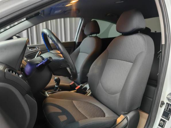 Hyundai Solaris I с пробегом 2014 года, цена 741 000 рублей, 179488 км, седан, Автокод Объявления