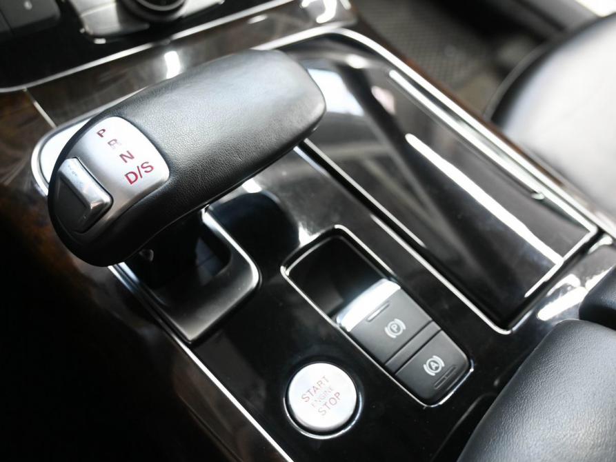 Audi A8 III (D4) Рестайлинг Ростов-на-Дону  - изображение 22