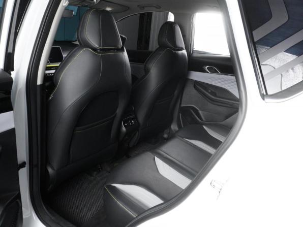 Geely Coolray I с пробегом 2023 года, цена 1 999 000 рублей, 26267 км, внедорожник, Автокод Объявления
