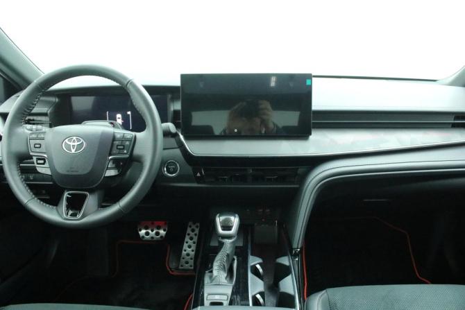 Toyota Camry IX (XV80) China Market с пробегом 2025 года, цена 3 990 000 рублей, 7900 км, седан, Автокод Объявления