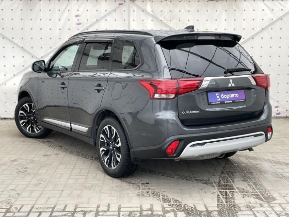 Mitsubishi Outlander III Рестайлинг 3 с пробегом 2021 года, цена 2 450 000 рублей, 122062 км, внедорожник, Автокод Объявления