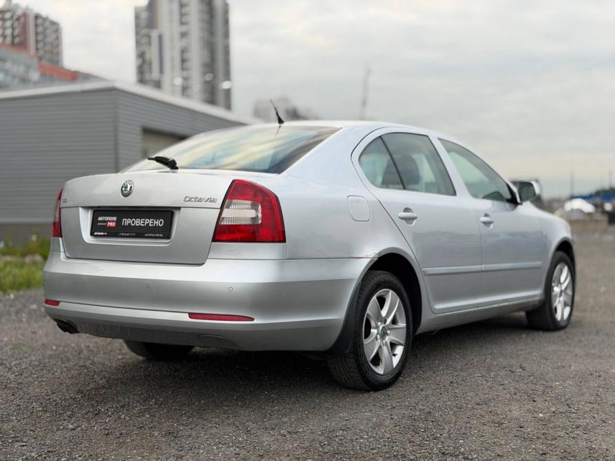 Skoda Octavia II (A5) Рестайлинг Санкт-Петербург  - изображение 3