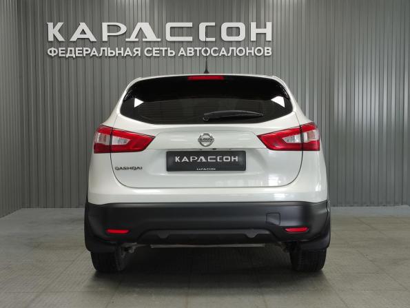 Nissan Qashqai II с пробегом 2014 года, цена 1 499 000 рублей, 178000 км, внедорожник, Автокод Объявления