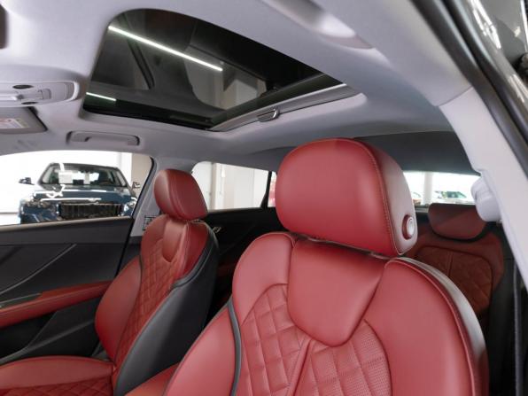 Audi Q2 I Рестайлинг с пробегом 2025 года, цена 3 750 000 рублей, 35 км, внедорожник, Автокод Объявления