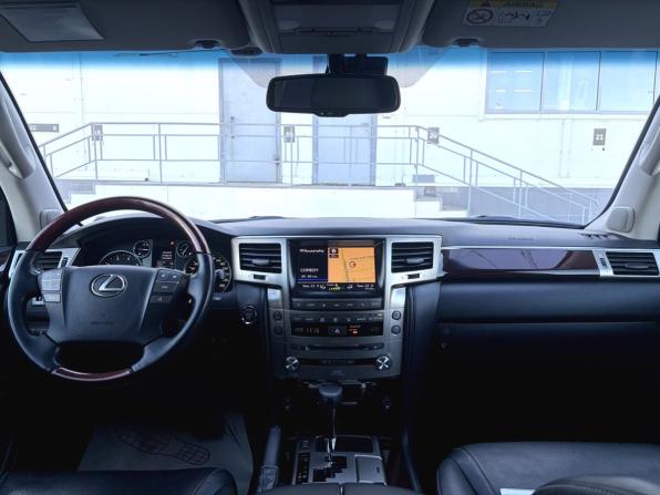 Lexus LX III Рестайлинг с пробегом 2013 года, цена 4 090 000 рублей, 217036 км, внедорожник, Автокод Объявления