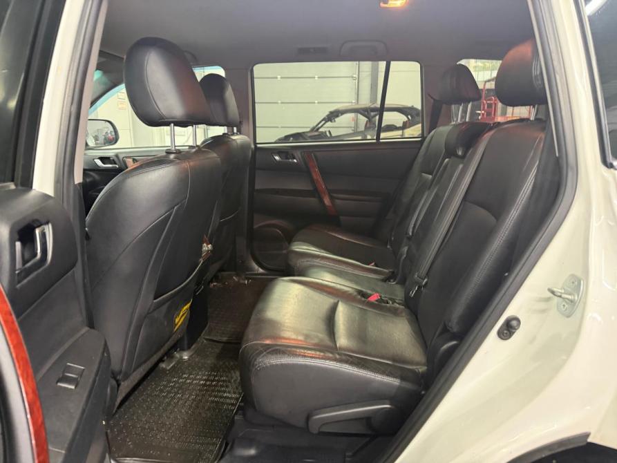 Toyota Highlander II (XU40) Рестайлинг Краснодар  - изображение 13