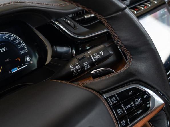 Jeep Grand Cherokee V (WL) с пробегом 2022 года, цена 7 560 000 рублей, 73891 км, внедорожник, Автокод Объявления