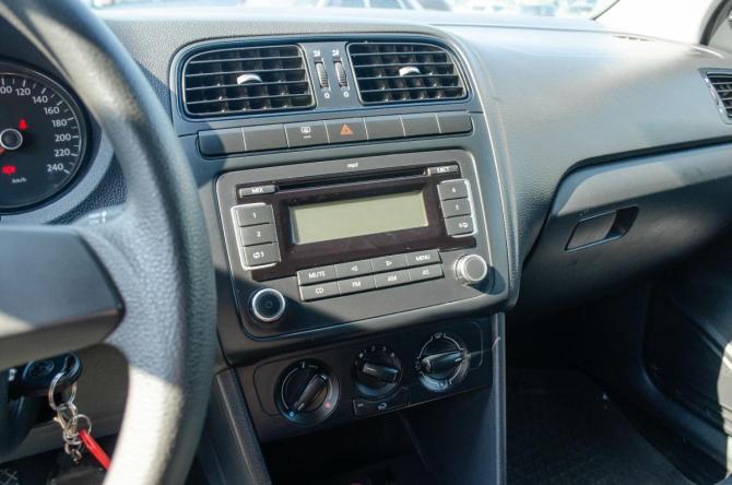 Volkswagen Polo V с пробегом 2011 года, цена 577 000 рублей, 220000 км, седан, Автокод Объявления