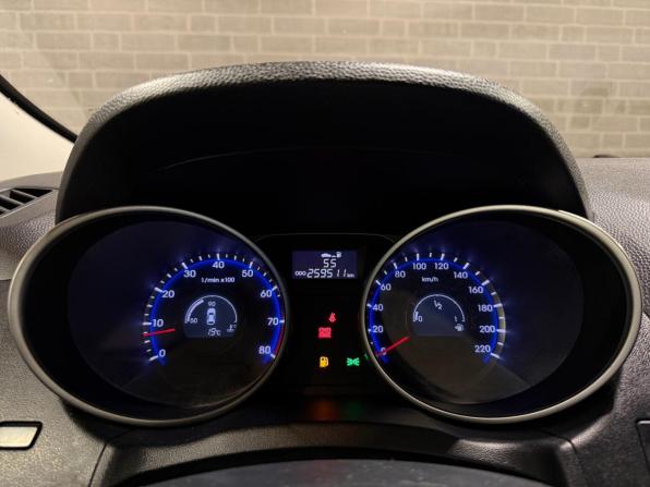 Hyundai ix35 I с пробегом 2011 года, цена 950 000 рублей, 259507 км, внедорожник, Автокод Объявления