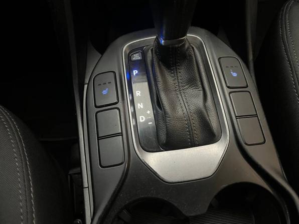 Hyundai Santa Fe III с пробегом 2012 года, цена 1 193 300 рублей, 257681 км, внедорожник, Автокод Объявления