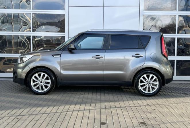 Kia Soul II Рестайлинг с пробегом 2017 года, цена 1 430 000 рублей, 153706 км, хэтчбек, Автокод Объявления