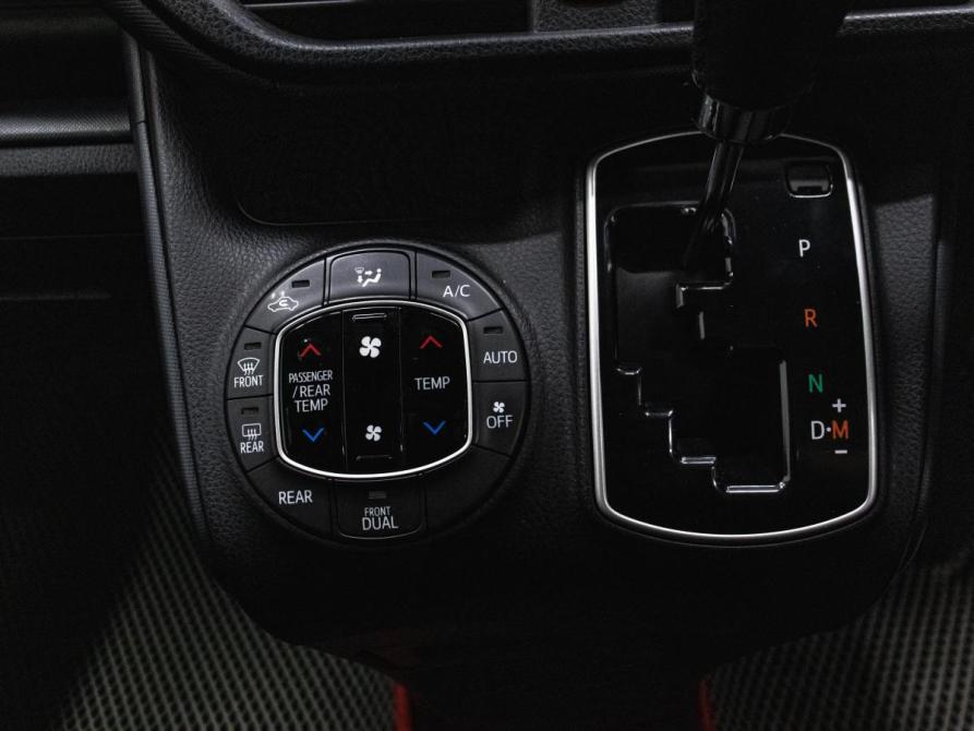 Toyota Noah III (R80) Красноярск  - изображение 24