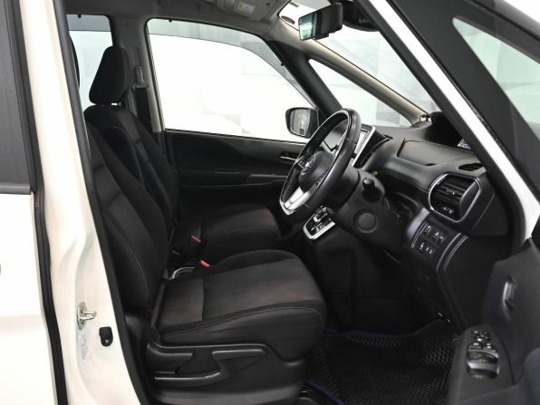 Nissan Serena V (C27) с пробегом 2018 года, цена 1 910 000 рублей, 85979 км, минивэн, Автокод Объявления