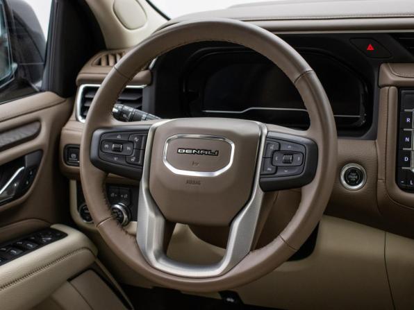 GMC Yukon V с пробегом 2023 года, цена 10 600 000 рублей, 38453 км, внедорожник, Автокод Объявления