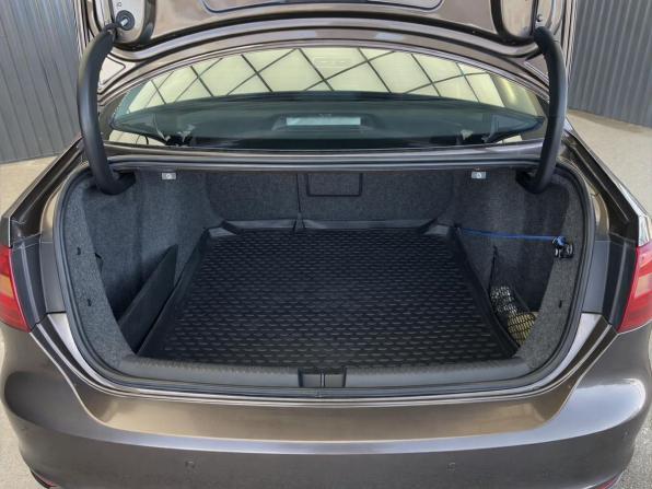 Volkswagen Jetta VI с пробегом 2012 года, цена 1 247 000 рублей, 99778 км, седан, Автокод Объявления