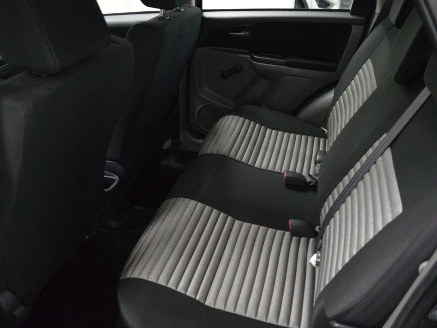 Suzuki SX4 I (Classic) Рестайлинг Санкт-Петербург  - изображение 11