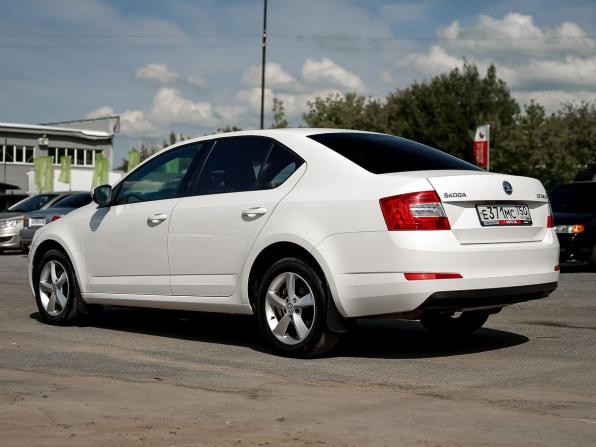 Skoda Octavia III (A7) с пробегом 2015 года, цена 1 399 000 рублей, 135670 км, лифтбек, Автокод Объявления