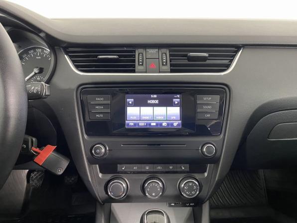 Skoda Octavia III (A7) с пробегом 2014 года, цена 950 000 рублей, 143141 км, лифтбек, Автокод Объявления