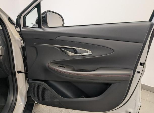 Changan UNI-T I с пробегом 2024 года, цена 2 395 000 рублей, 11724 км, внедорожник, Автокод Объявления