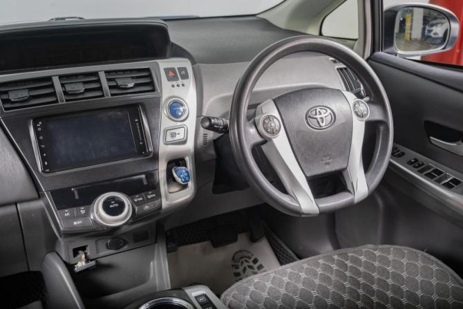 Toyota Prius Alpha I (ZVW40/41) с пробегом 2012 года, цена 1 089 000 рублей, 208000 км, универсал, Автокод Объявления