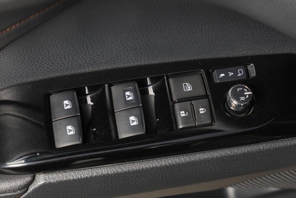 Toyota Camry VIII (XV70) Новосибирск  - изображение 16
