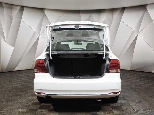Volkswagen Polo V Рестайлинг с пробегом 2020 года, цена 1 445 000 рублей, 127598 км, седан, Автокод Объявления