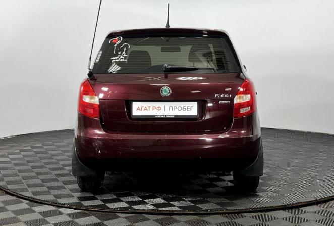 Skoda Fabia II Рестайлинг с пробегом 2012 года, цена 575 000 рублей, 176540 км, хэтчбек, Автокод Объявления