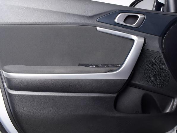 Kia Ceed III с пробегом 2019 года, цена 1 475 999 рублей, 155877 км, универсал, Автокод Объявления