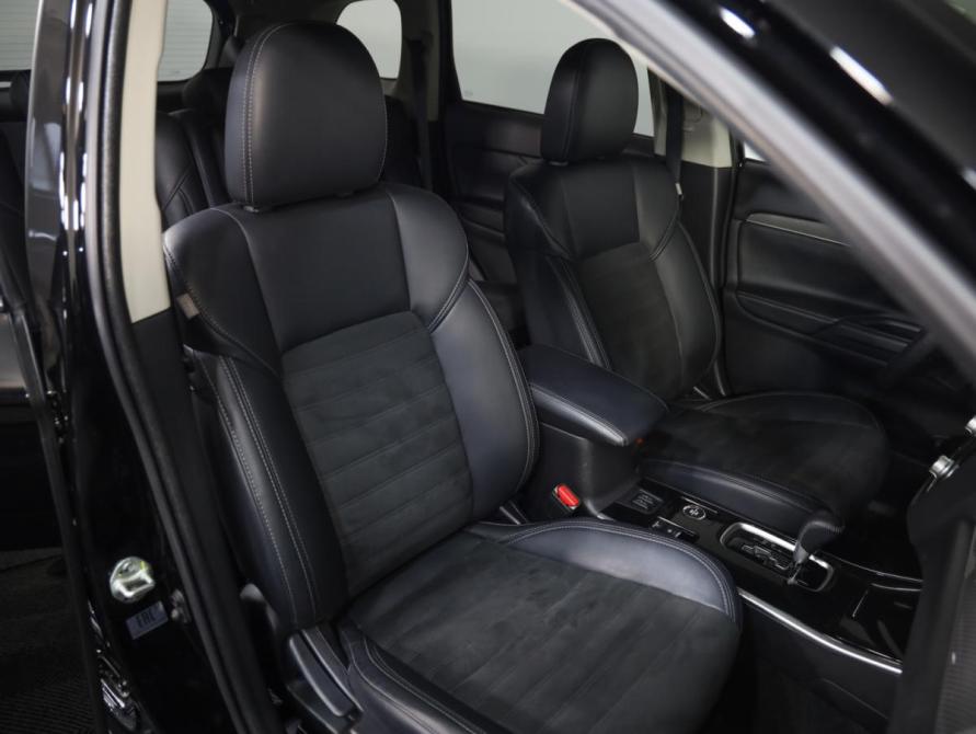 Mitsubishi Outlander III Рестайлинг 3 Санкт-Петербург  - изображение 24