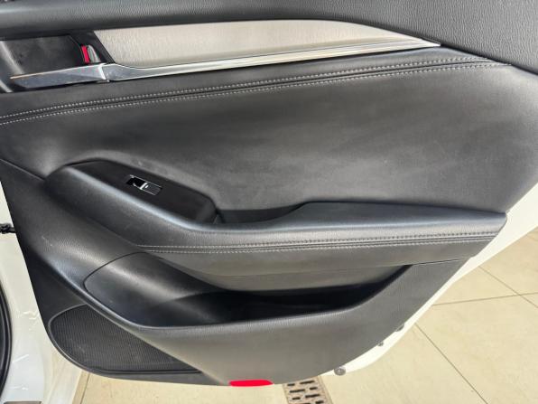 Mazda 6 III (GJ) Рестайлинг 2 с пробегом 2020 года, цена 1 990 000 рублей, 164019 км, седан, Автокод Объявления