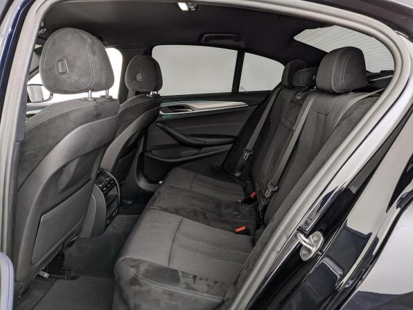 BMW 5 серии VII (G30/G31/G38) с пробегом 2019 года, цена 4 012 100 рублей, 95894 км, седан, Автокод Объявления