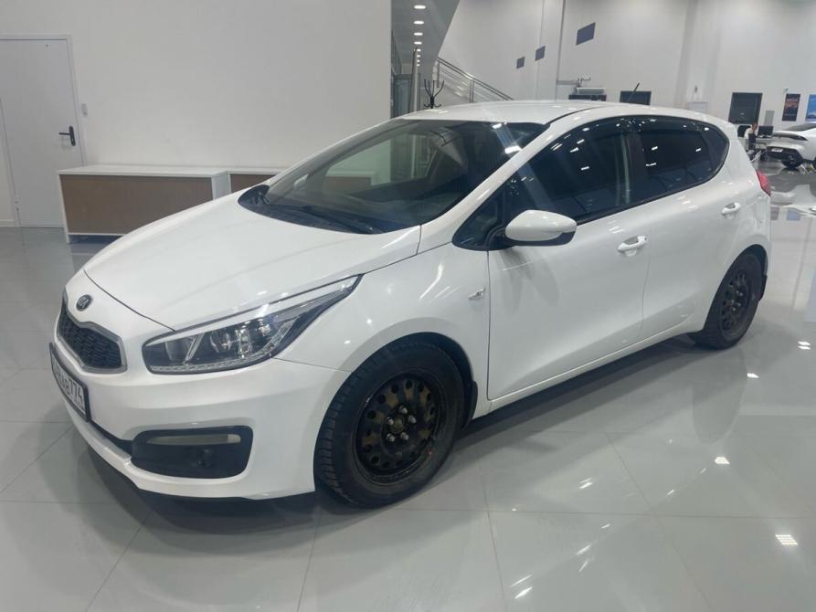 Kia Ceed II Рестайлинг Челябинск  - изображение 1