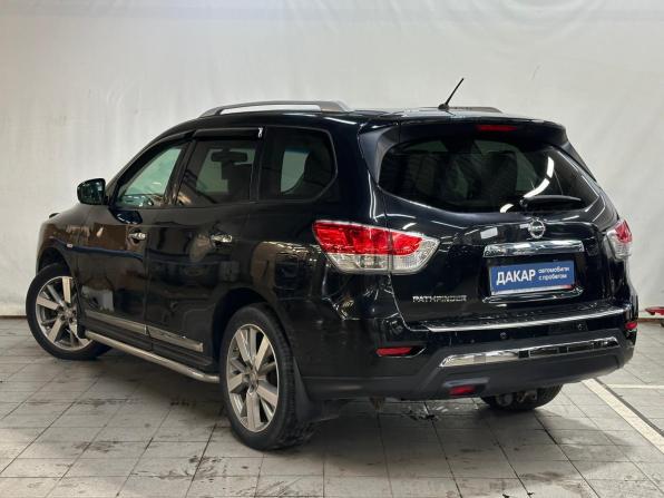 Nissan Pathfinder IV с пробегом 2016 года, цена 1 890 000 рублей, 117000 км, внедорожник, Автокод Объявления