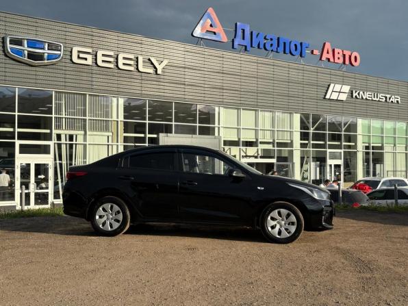 Kia Rio IV с пробегом 2018 года, цена 1 095 000 рублей, 200171 км, седан, Автокод Объявления
