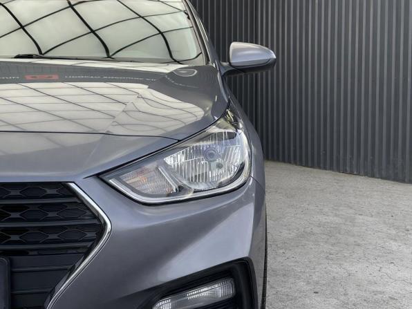 Hyundai Solaris II с пробегом 2017 года, цена 1 097 000 рублей, 159237 км, седан, Автокод Объявления