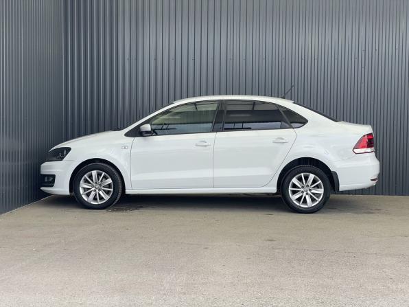 Volkswagen Polo V Рестайлинг с пробегом 2016 года, цена 1 177 000 рублей, 102847 км, седан, Автокод Объявления