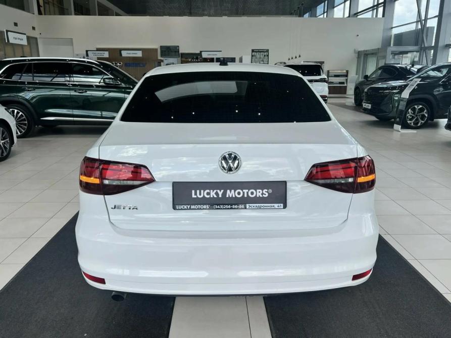 Volkswagen Jetta VI Рестайлинг Екатеринбург  - изображение 5
