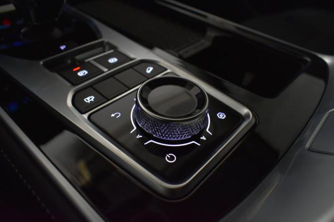 JETOUR X90 PLUS с пробегом 2023 года, цена 2 870 000 рублей, 2050 км, внедорожник, Автокод Объявления